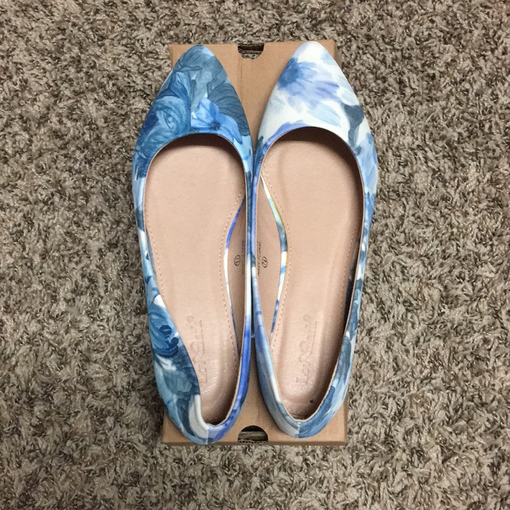 Blue and White floral flats